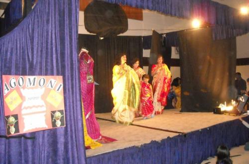 2010SareeShow-WeavingDreams (69)